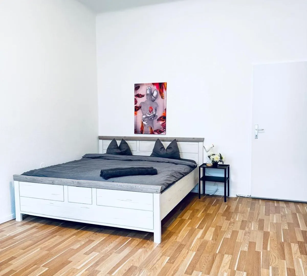 Modern Studio Stay Near Stadthalle location